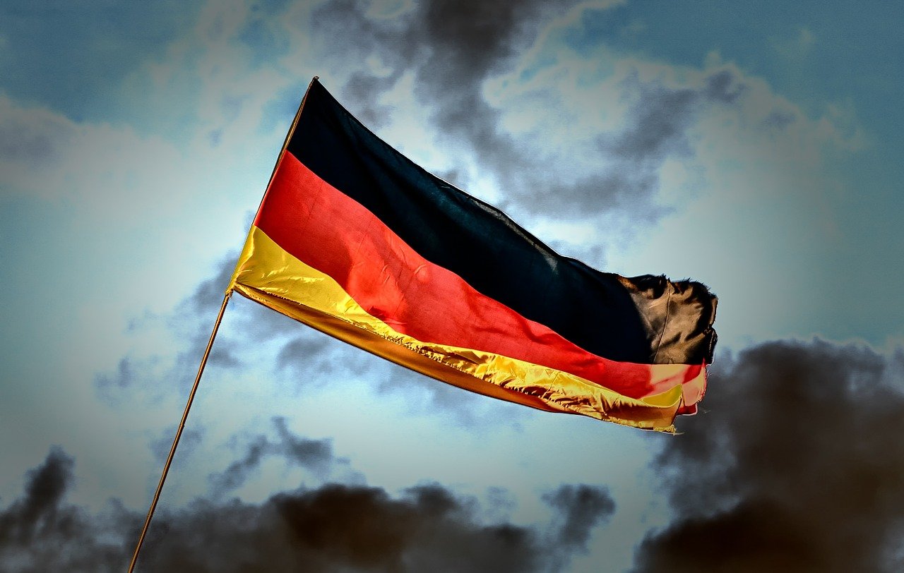 Understanding the Differences Between ‘Sie’ and ‘Du’ in German
